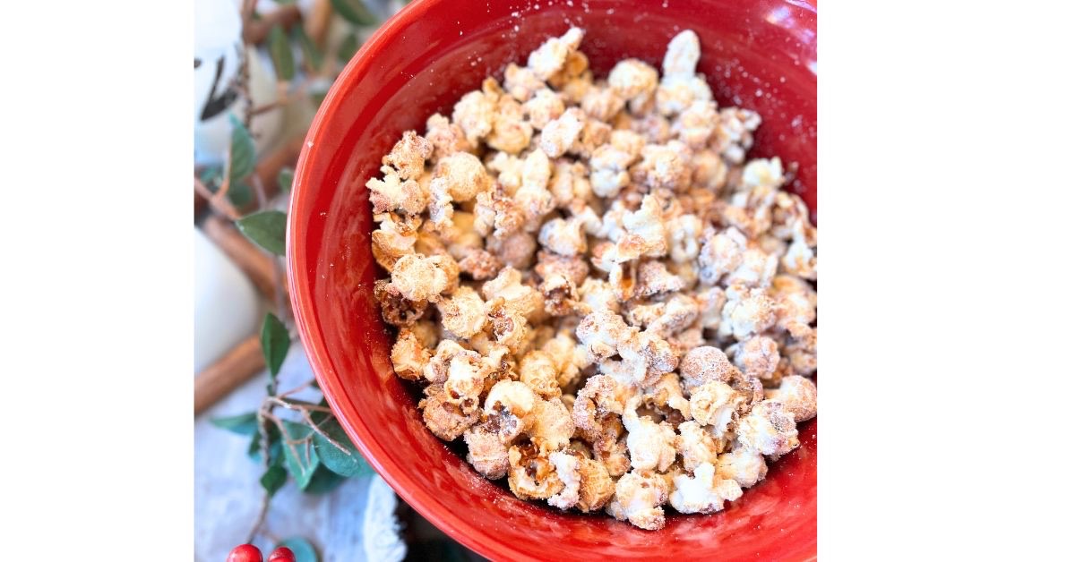 Best Brazilian Coconut Oil Kettle Corn {How to Make Sweet Popcorn on